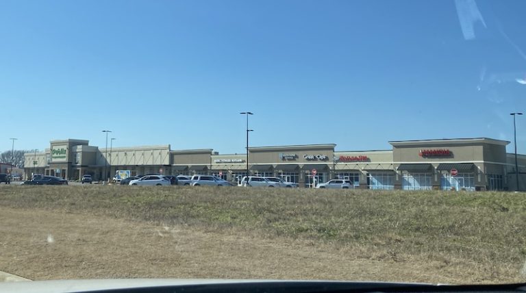 マディソン南側の開発地区周辺のお店情報