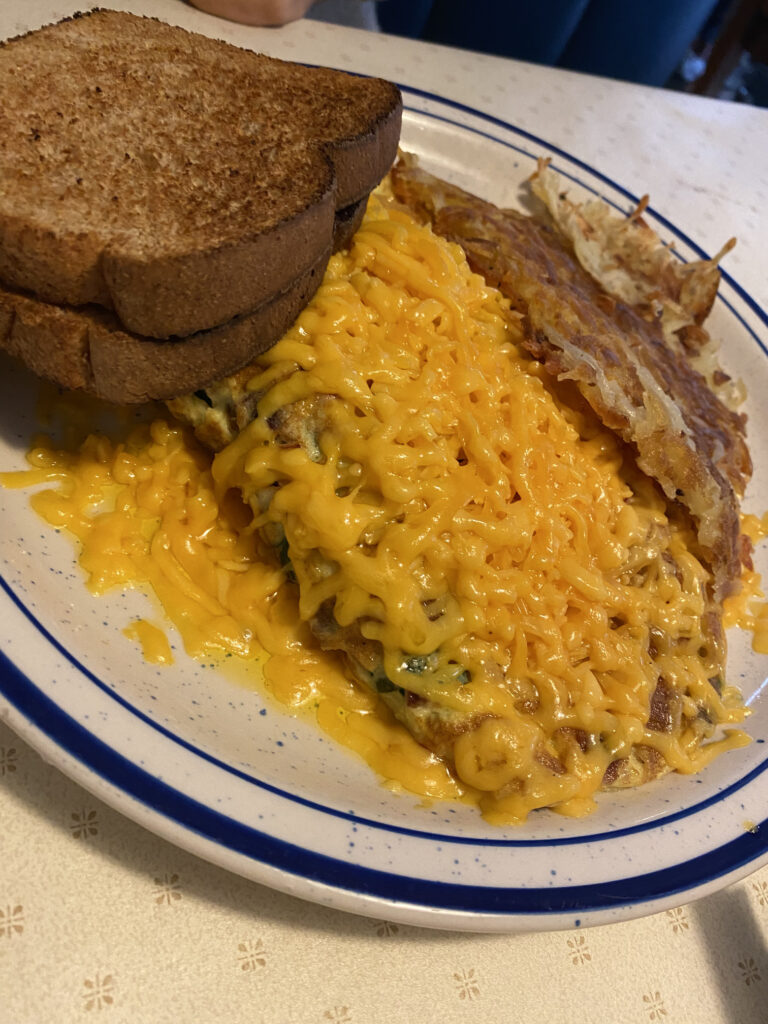 アラバマ州ハンツビル毎日混み合っている地元人気カフェ Blue Plate Cafe