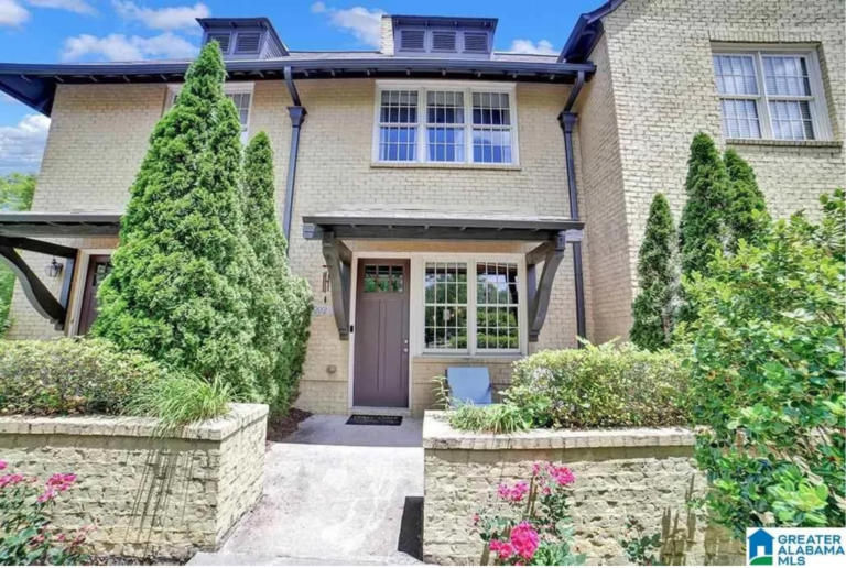 【すぐ入居可】コンドミニアム、インバーネス小 、オークマウンテン中、オークマウンテン高 $2,300 202 Barristers Ct