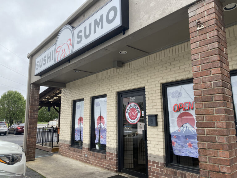 アラバマ州ディケーターにあるボリュームいっぱいの和食レストランSushi Sumo