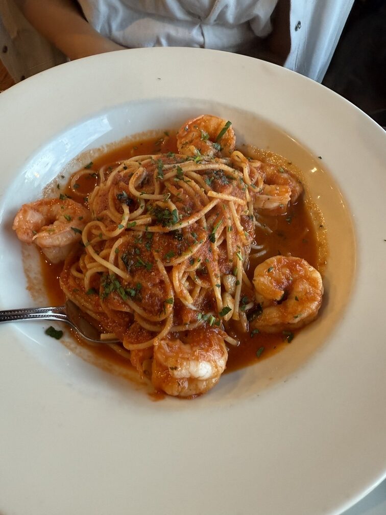 マディソンにあるイタリアンSaZa Serious Italian