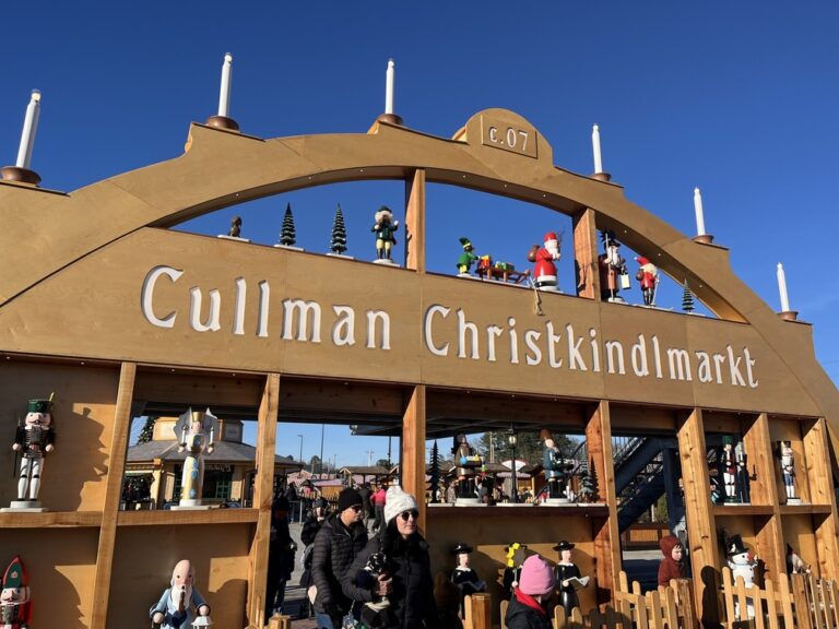 アラバマ州カルマンでドイツ式クリスマスマーケットCullman Christkindlmarkt