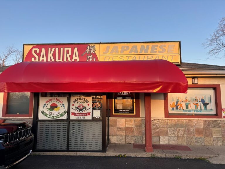 インディアナ州インディアナポリスの日本料理店 さくら