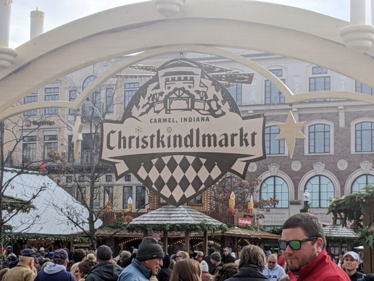 インディアナポリスの近くのホリデーマーケット