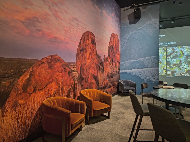 インディアナポリス Newfields美術館内にある特別展示会場Cafe Ngura