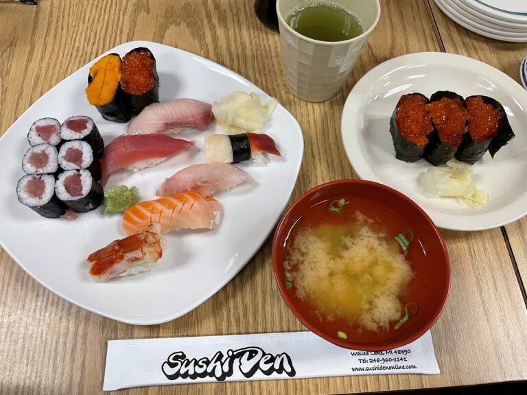 ミシガン州ウォードレイクの日本食レストラン　サイドメニューも豊富