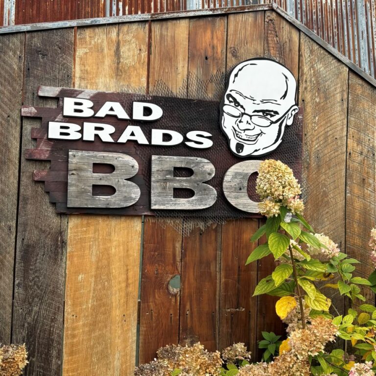 ミシガン州リボニアのレストラン　BBQレストラン