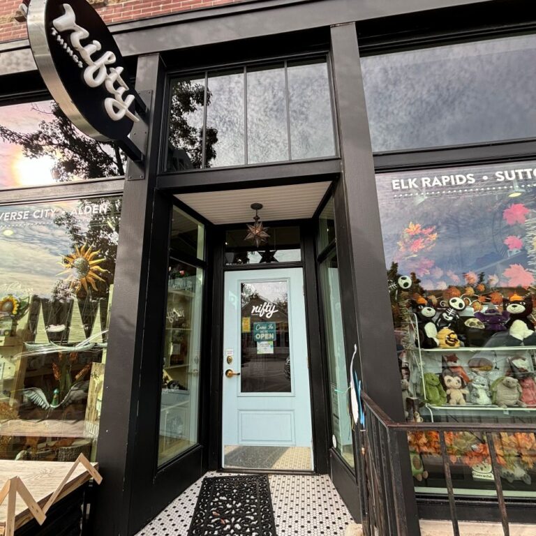 ミシガン州エルクラピッツの雑貨屋さん  Jelly Catがたくさんそろってます