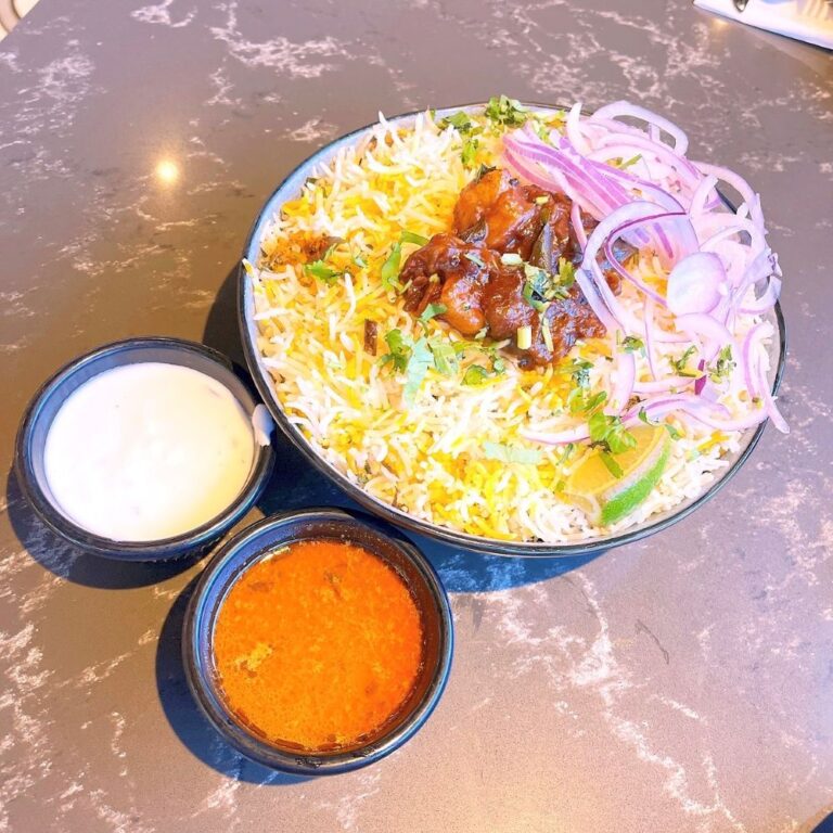 ミシガン州ノバイ　ビリヤニが名物のインド料理レストラン