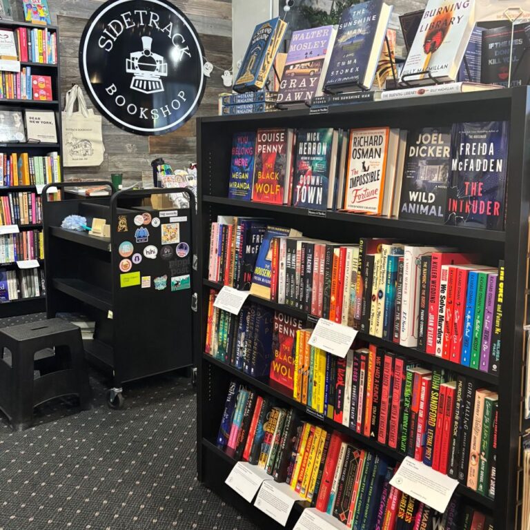 ミシガン州ロイヤルオーク　街の本屋さん