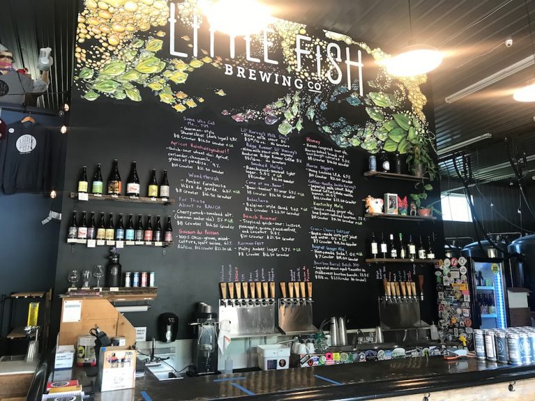 オハイオ州アテネのサステナブルな地元原材料と豊かなビール・料理が楽しめるブルワリー『Little Fish Brewing Co.』