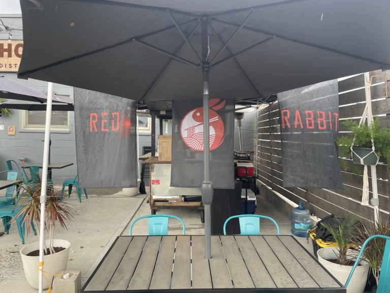 オハイオ州コロンバス・イーストサイドのラーメン屋台『Red Rabbit Ramen』