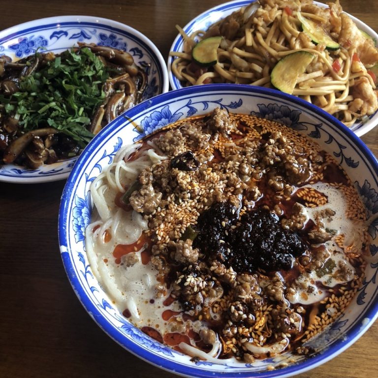 オハイオ州デイトンの手作り麺がウリの中国ラーメン屋『Kung Fu Noodle』