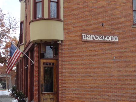 オハイオ州コロンバス・ダウンタウンのスペイン料理＆クラフトビールが楽しめるレストラン『Barcelona Restaurant & Bar』