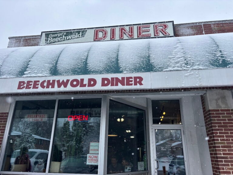 オハイオ州コロンバス・クリントンビルのフレンチトーストが美味しいアメリカンダイナー『George’s Beechwold Diner』