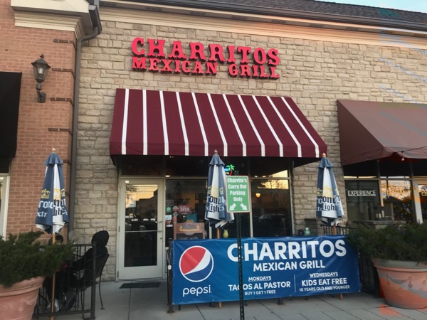 オハイオ州アッパーアーリントンの気軽に通える本格メキシカン『Charritos』