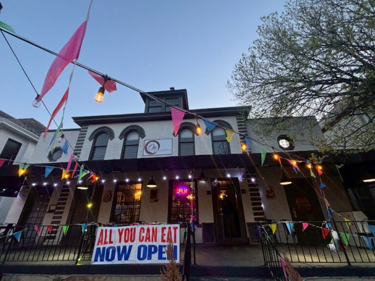 オハイオ州コロンバス・オールドノースの食べ放題の日本食レストラン『Oishii 2 Japanese Bistro』