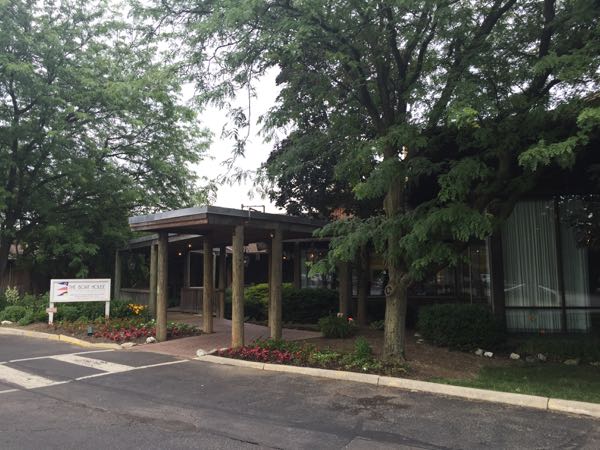 オハイオ州コロンバス・ダウンタウンのリバーフロントで特別なひとときを過ごせるレストラン『The Boat House Restaurant』